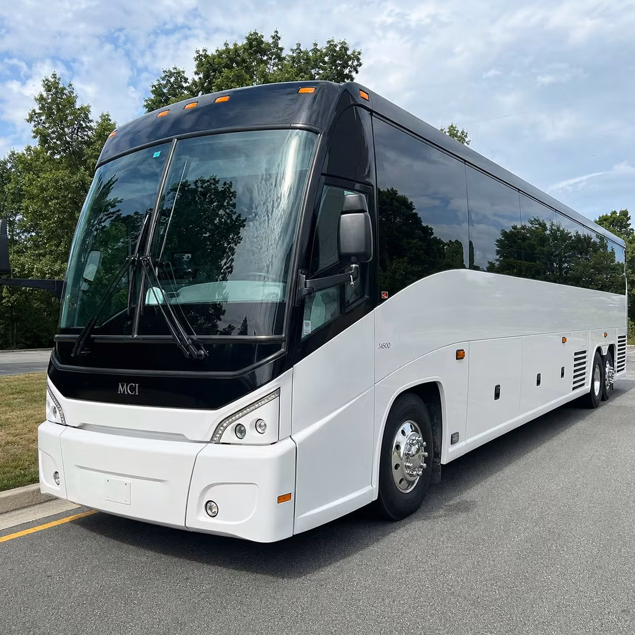 fayetteville military group transportation for fort liberty soldiers and families